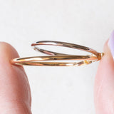 Orecchini vintage a doppio cerchio in oro giallo e in oro bianco 18K, anni ‘70/‘80