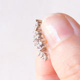 Orecchini moderni a forma di farfalle in oro bianco 9K con diamanti di taglio brillante (0.16ctw ca.)