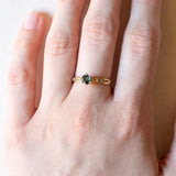 Anello vintage in oro giallo e bianco 14K con tormalina verde e diamanti (0.04ctw ca.), anni ‘80