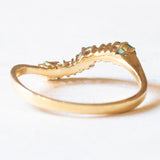 Anello vintage in oro giallo 18K con smeraldi e diamanti di taglio brillante (0.10ct e ca.), anni ‘60/‘70