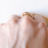Anello vintage in oro giallo 18K con rubini e diamanti, anni ‘60