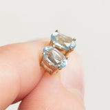 Orecchini punto luce vintage in oro giallo 9K con topazi azzurri, anni ‘90