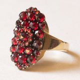 Anello antico in oro giallo 14K con granati di Boemia, seconda metà dell‘800