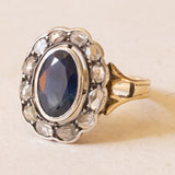 Anello a margherita vintage in oro giallo 18K e argento con zaffiro (2.60ct ca.) e diamanti di taglio rosetta, anni ‘50