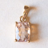 Ciondolo vintage in oro giallo 9K con morganite (1.10ct ca.), anni ‘90