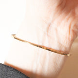 Braccialetto vintage con serpenti stilizzati in oro giallo 8K con granati (4ctw ca.), anni ‘60