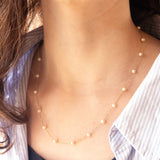 Collana vintage in oro giallo 18K con perle bianche