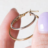 Orecchini vintage a doppio cerchio in oro giallo e in oro bianco 18K, anni ‘70/‘80