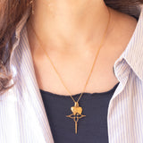 Collana francese vintage con catenina in oro giallo 18K e con tre ciondolo in oro giallo 18K