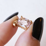 Ciondolo vintage in oro giallo 9K con morganite (1.10ct ca.), anni ‘90