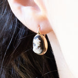 Orecchini antichi in oro giallo 18K con cammeo su agata, primi del ‘900