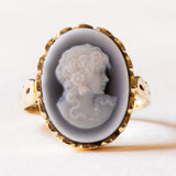 Anello vintage in oro giallo 14K con cammeo su agata, anni ‘60