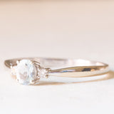 Trilogy vintage in oro bianco 9K con acquamarina (0.30ct ca.) e diamanti di taglio brillante (0.05ctw ca.)