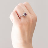 Anello vintage a margherita in oro bianco 14K con rubino (0.80ct ca.) e diamanti (0.60ctw ca.), anni ‘60