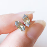 Orecchini punto luce vintage in oro bianco 10K con quarzi