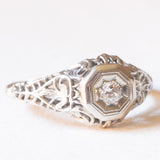 Anello Art Déco in oro bianco 18K con diamante di taglio vecchia Europa (0.06ct ca.), anni ‘20/‘30