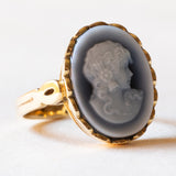 Anello vintage in oro giallo 14K con cammeo su agata, anni ‘60