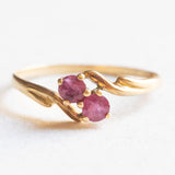 Anello Toi et Moi vintage in oro giallo 18K con rubini, anni ‘50/‘60