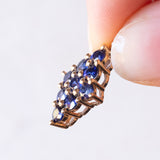 Ciondolo moderno in oro giallo 9K con zaffiri sintetici