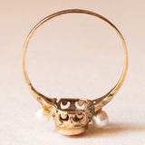 Anello antico in oro giallo 9K con rubino sintetico (1.20ct ca.) e perle bianche, anni ‘10