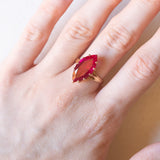 Anello vintage in oro giallo 14K con rubino sintetico (4.40ct ca.), anni ‘70