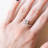 Toi et Moi antico in platino e in oro bianco 18K con diamanti centrali di taglio rosa coroné (0.70ctw ca.) e diamanti laterali di taglio rosetta, anni ‘20/‘30