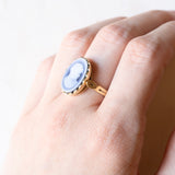 Anello vintage in oro giallo 14K con cammeo su agata, anni ‘60