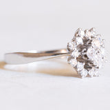 Anello vintage a margherita in oro bianco 14K con diamanti (0.50ctw ca.), anni ‘60