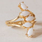 Anello vintage in oro giallo 18K con opali (0.60ctw ca.), anni ‘60/‘70