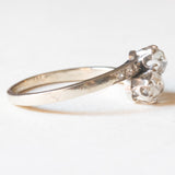 Toi et Moi antico in platino e in oro bianco 18K con diamanti centrali di taglio rosa coroné (0.70ctw ca.) e diamanti laterali di taglio rosetta, anni ‘20/‘30