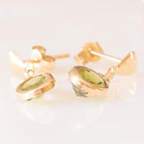 Orecchini pendenti vintage in oro giallo 9K con peridoti verdi (1ctw ca.)
