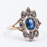 Anello antico in oro 12k con zaffiro centrale e rosette, primi del'900