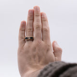 Anello da uomo antico in oro 18K con zaffiri e diamante centrale, primi del '900