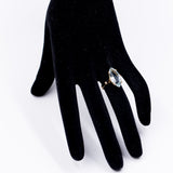 Anello vintage in oro giallo 18k con acquamarina (4ct) taglio navette, anni '70