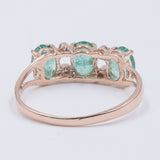 BAGUE DE STYLE ANTIQUE EN OR 9K AVEC ÉMERAUDES ET DIAMANTS