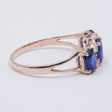 BAGUE DE STYLE ANTIQUE EN OR 9K AVEC SAPHIRS ET DIAMANTS