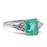 Nouvelle bague en or 18 carats avec émeraude (1,75 ct) et diamants (0,17 ct)