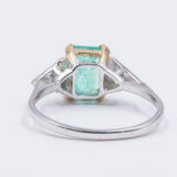 Nouvelle bague en or 18 carats avec émeraude (1,75 ct) et diamants (0,17 ct)