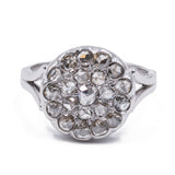 Anello in oro bianco 18k a toppa con diamanti taglio rosetta, anni 40