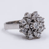 Anello a fiore vintage in oro bianco 14k con diamanti (0.86 ct), anni '60