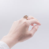 Anello in oro 18K con quarzo citrino (4.20ct ca.) e diamanti (1.80ct ca.) , anni '60