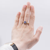Anello vintage in oro 14K con tanzanite centrale e diamanti, anni ‘70