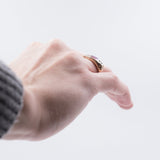 Anello da uomo antico in oro 18K con rubino sintetico e diamanti, primi del '900