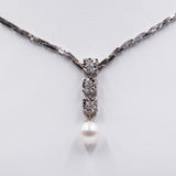 Collier vintage in oro bianco 14kt con 3 diamanti (0.15ct) e perla , anni 80
