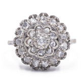 Anello vintage a "toppa" in oro bianco 18k con diamanti taglio rosa, anni '30/'40