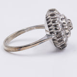 Anello vintage a "toppa" in oro bianco 18k con diamanti taglio rosa, anni '30/'40
