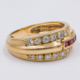 Anello vintage in oro giallo 18K con rubini e diamanti (0.24ctw ca.), anni '50