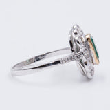 Nouvelle bague en or blanc 18 carats avec émeraude (1,19 ct) et diamants (0,80 ct)