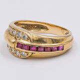 Anello vintage in oro giallo 18K con rubini e diamanti (0.24ctw ca.), anni '50
