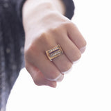 18K gold ring with diamonds (0.25ctw approx.) And rubies, 1940s